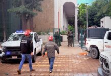 Realizan operativo de seguridad en CUES de la UABC por presunta amenaza.