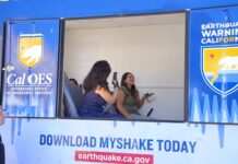 Millones participan en simulacro de terremoto en California.