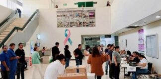 Trabajadores del IMSS rechazan aumento salarial del 2.9% en consulta del SNTSS.