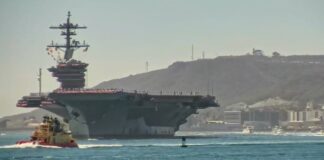 Portaaviones USS Abraham Lincoln arribó a San Diego tras 321 días de misión en Medio Oriente.