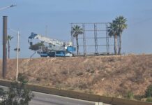 Alcalde confirma clausura definitiva de espectacular en entrada a Playas de Tijuana.